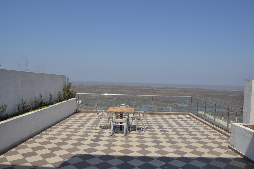Sea Rock Inn Даман Экстерьер фото